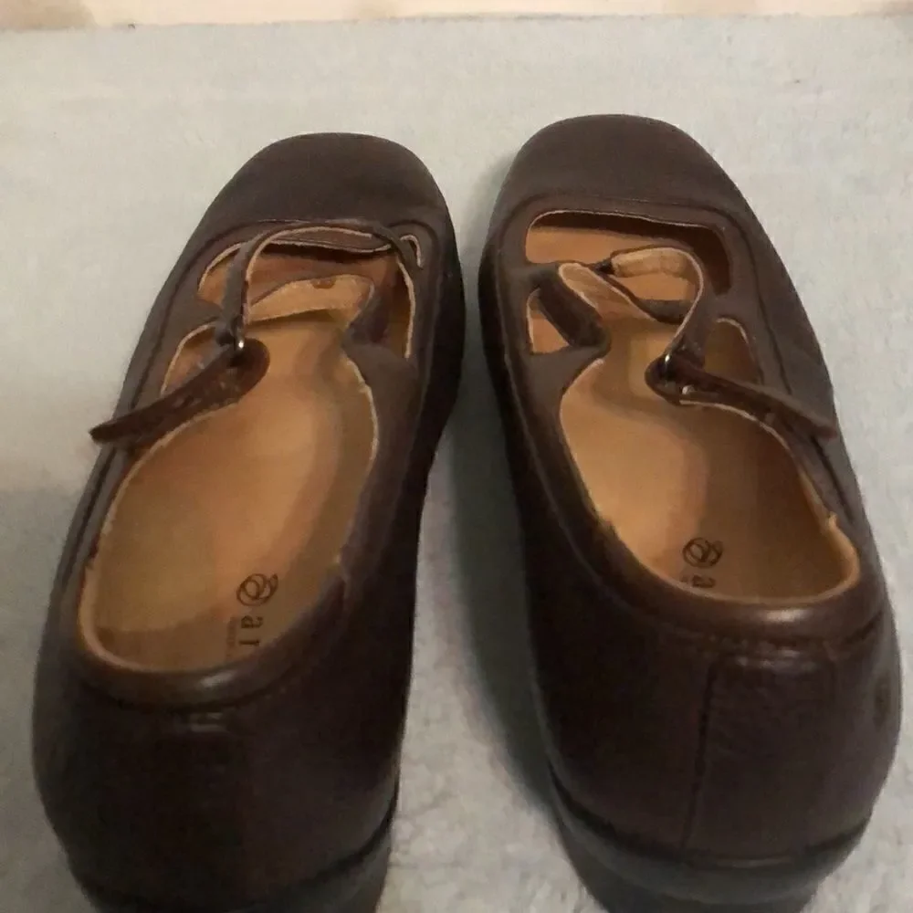 Aravon MaryJane Shoe